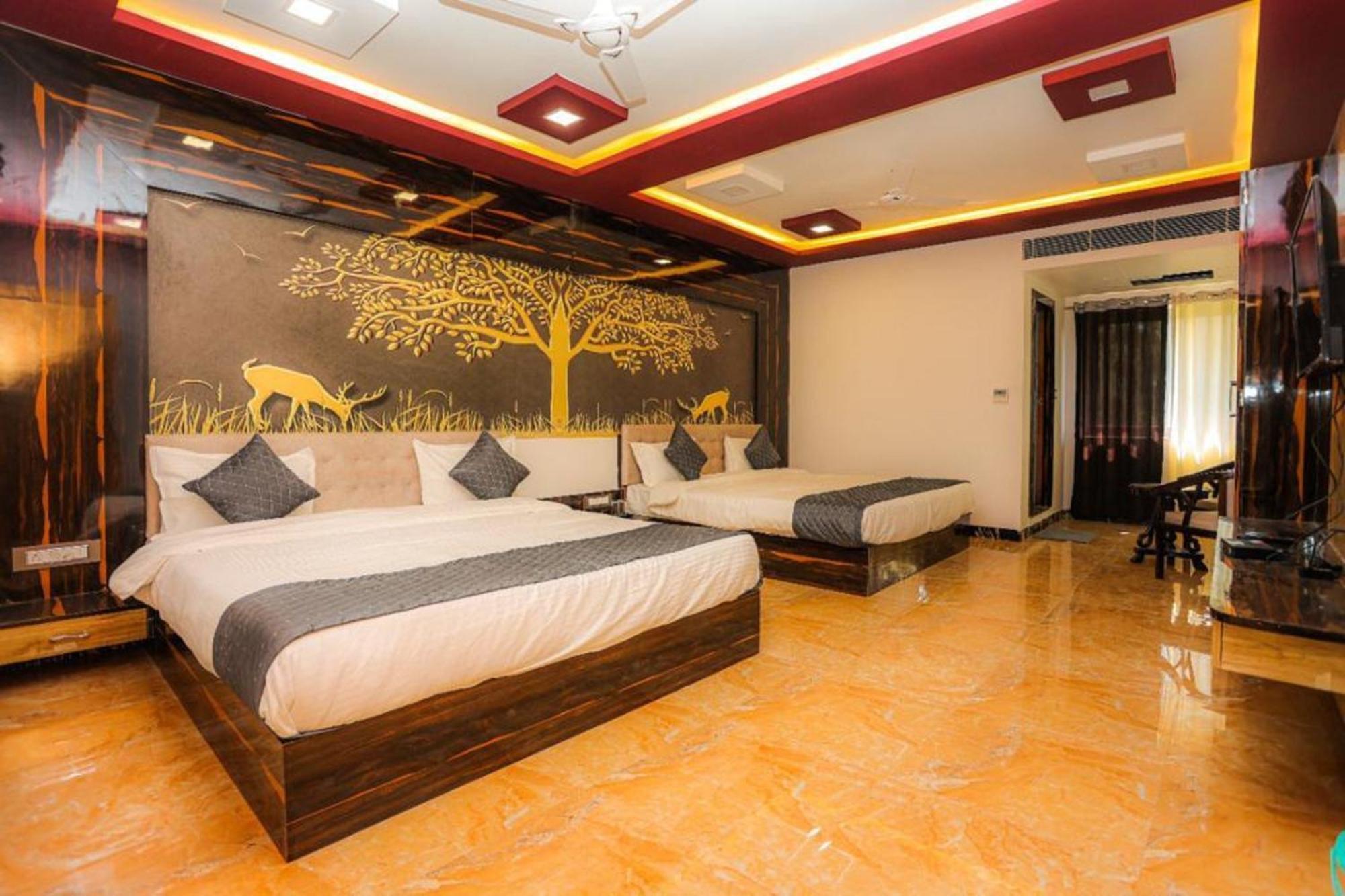 Hotel Eagle Inn Udaipur Esterno foto
