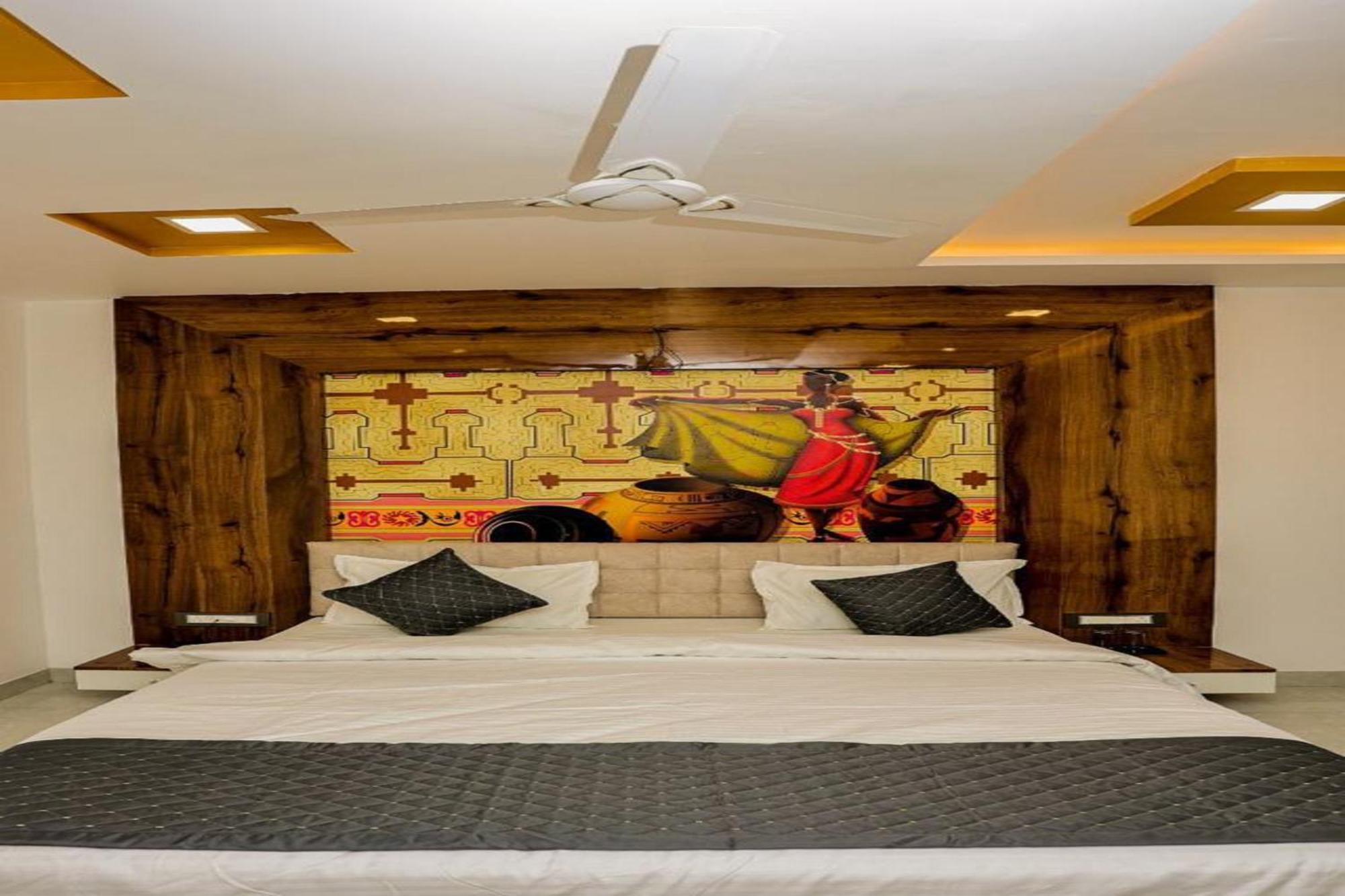 Hotel Eagle Inn Udaipur Esterno foto