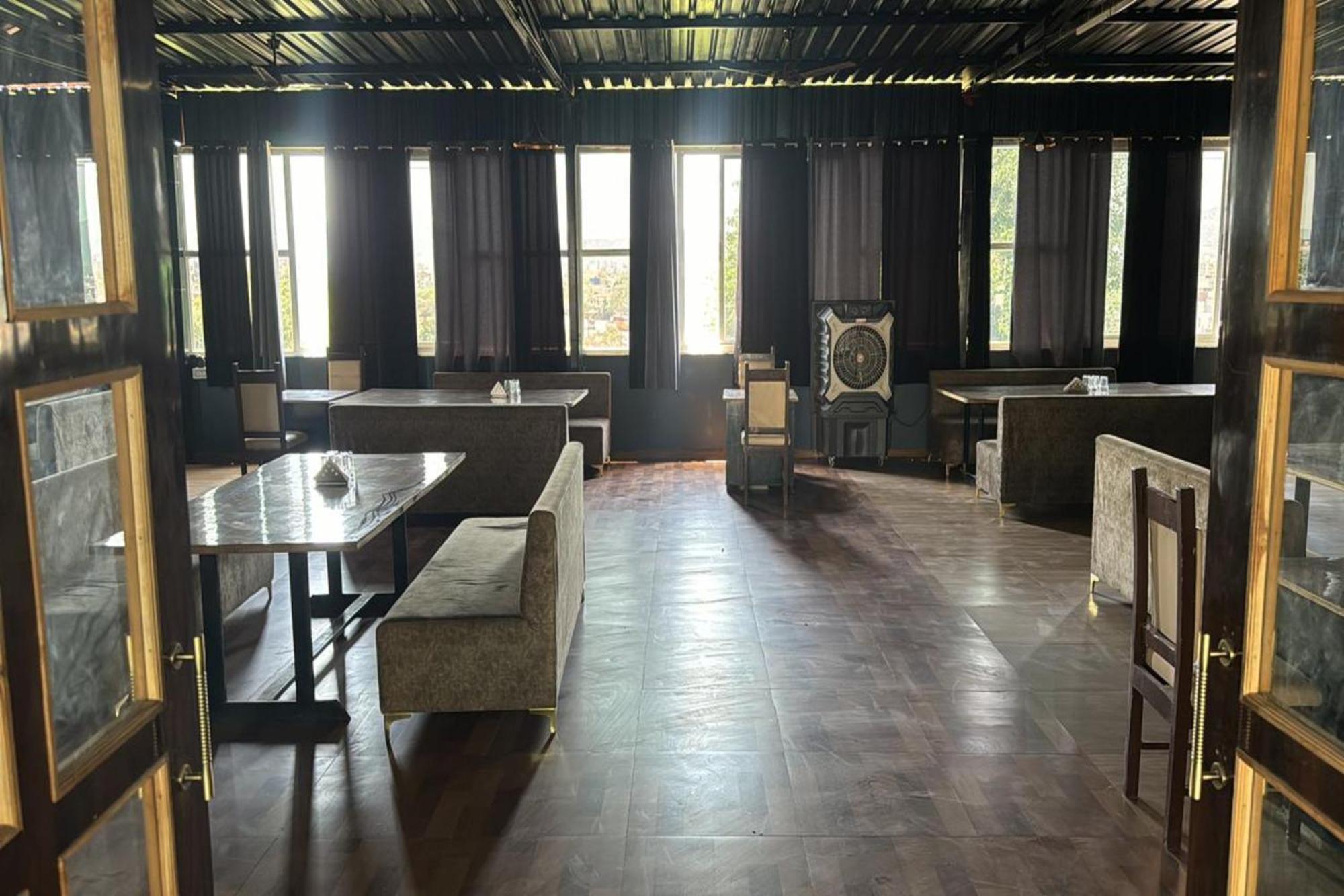 Hotel Eagle Inn Udaipur Esterno foto